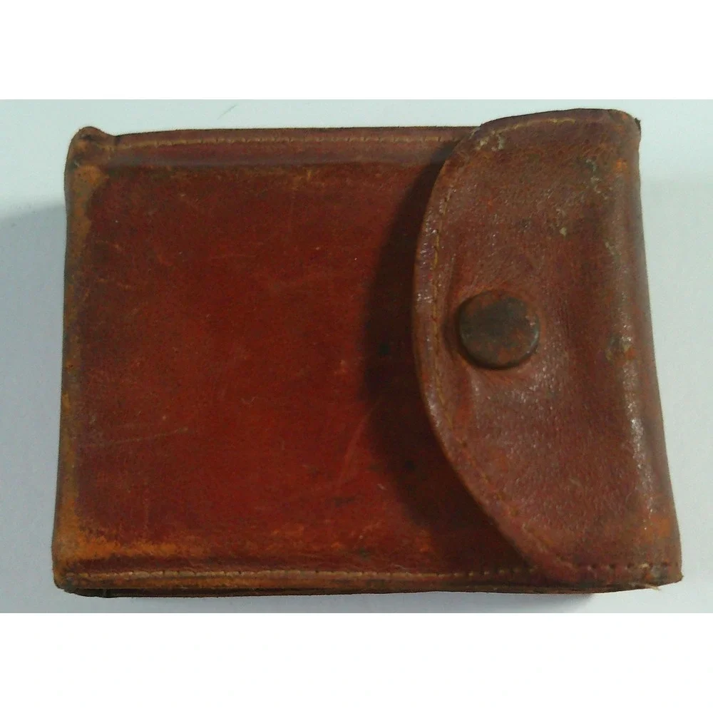 Vtg Whittaker Micro 16 eye level finder spy camera with leather case USA AS IS